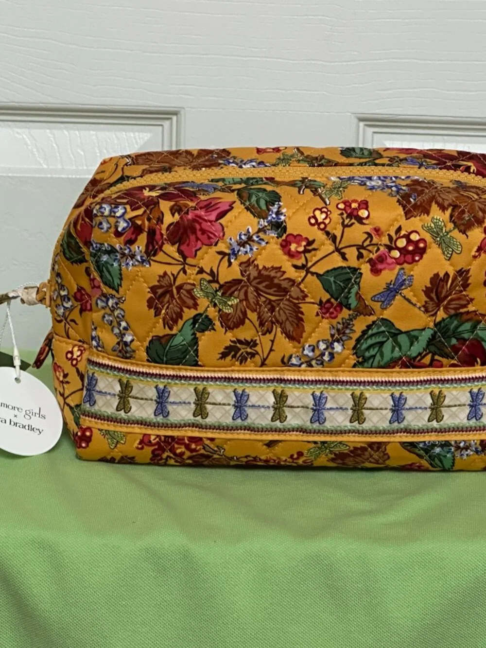 VERA BRADLEY GILMORE GIRLS COSMETIC BAG CASE:NWT GILMORE GIRLS AUTUMN